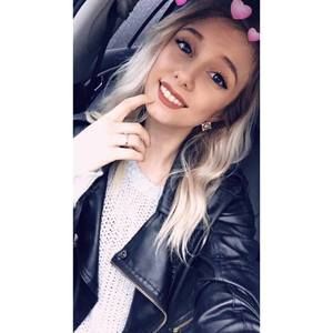 Meet your Posher, Kayla